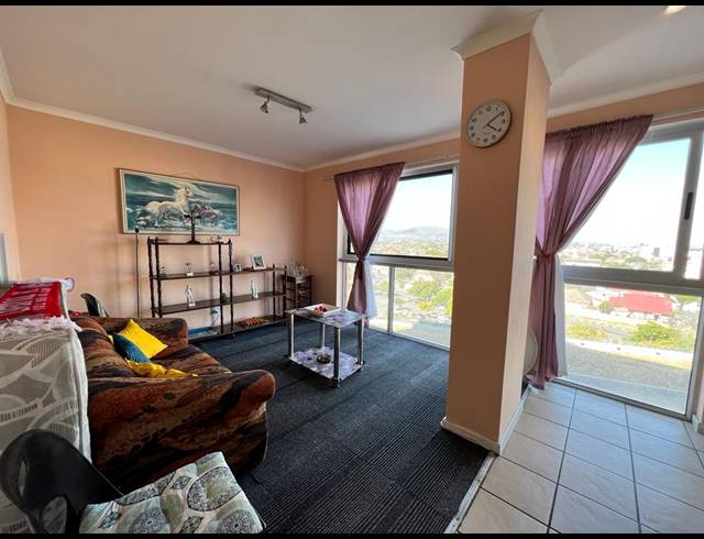 1 BEDROOM APARTMENT FOR SALE IN TOWNSEND ESTATE